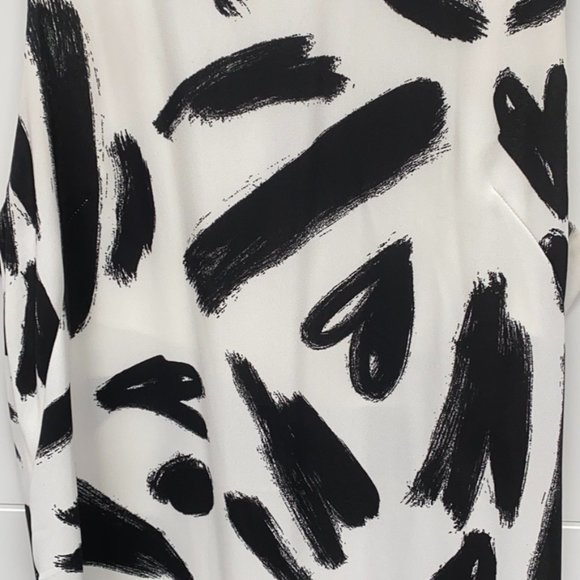 H&M Sleeveless Shift Dress Black White Heart - Picture 2 of 2